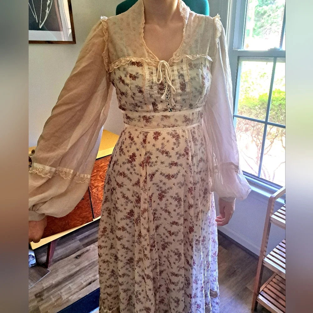 Vintage Gunne Sax dreamy bohemian dress - Picture 2 of 4